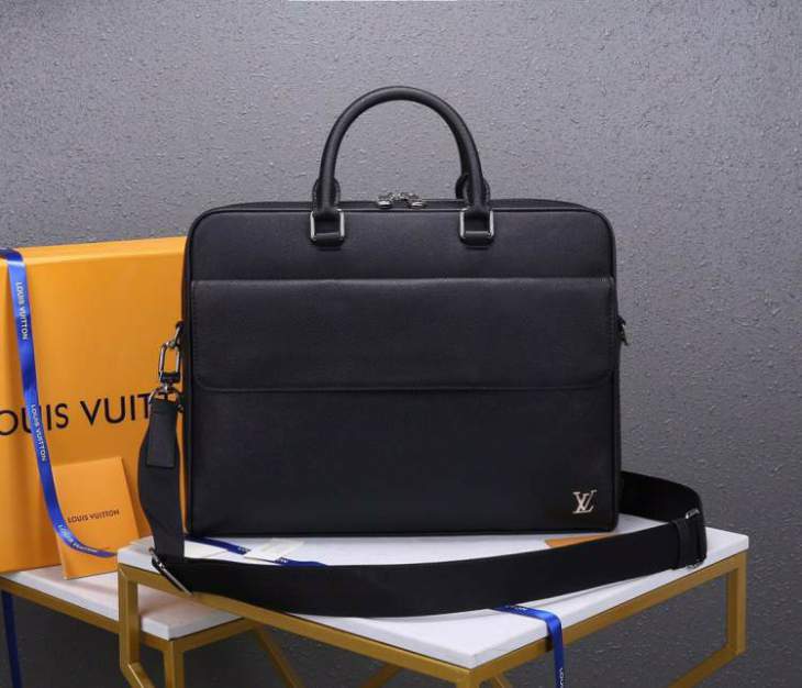 Picture of Louis Vuitton Mens Bags _SKUfw97506894fw